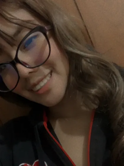 Ale, one of the women you can meet on a Minichat TV mini chat